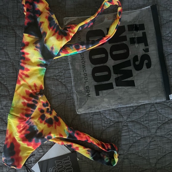 It’s Now Cool The 90’s Crop - Picture 3 of 4